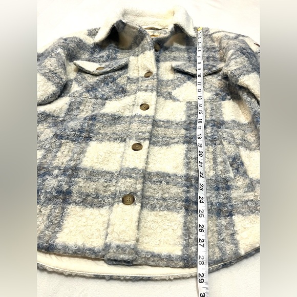 Roxy Originals Blue and Cream Plaid Button Up  Jacket w Sherpa Collar - Picture 11 of 16